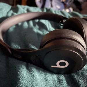Beats by Dr. Dre Beats EP On-Ear Headphones (Black) personally never used
